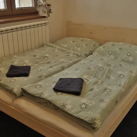 Horsky Draps Apartment *